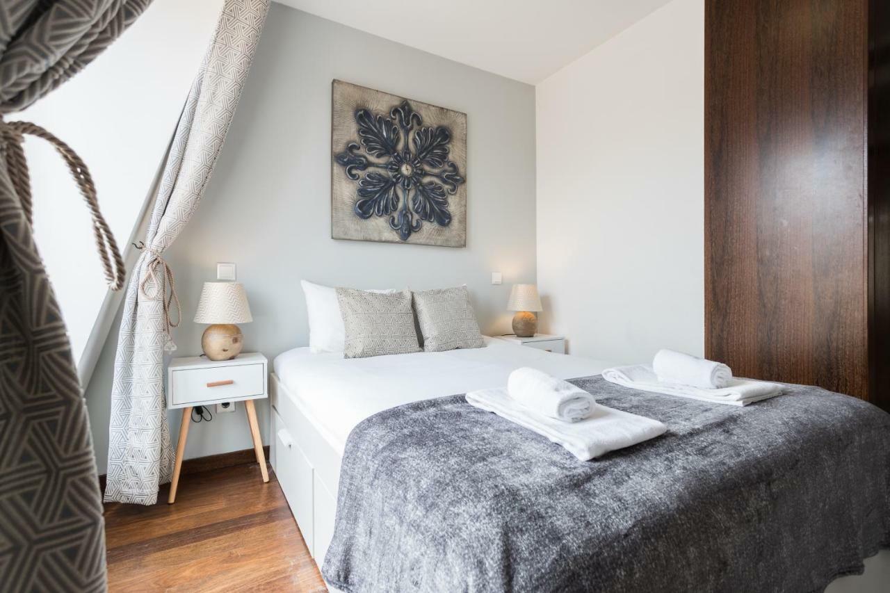 Rossio Penthouse Three-Bedroom Apartment W/ River View And Parking - By Lu Holidays Lisboa Eksteriør billede