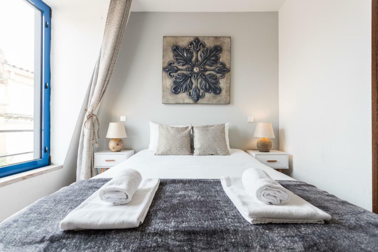 Rossio Penthouse Three-Bedroom Apartment W/ River View And Parking - By Lu Holidays Lisboa Eksteriør billede