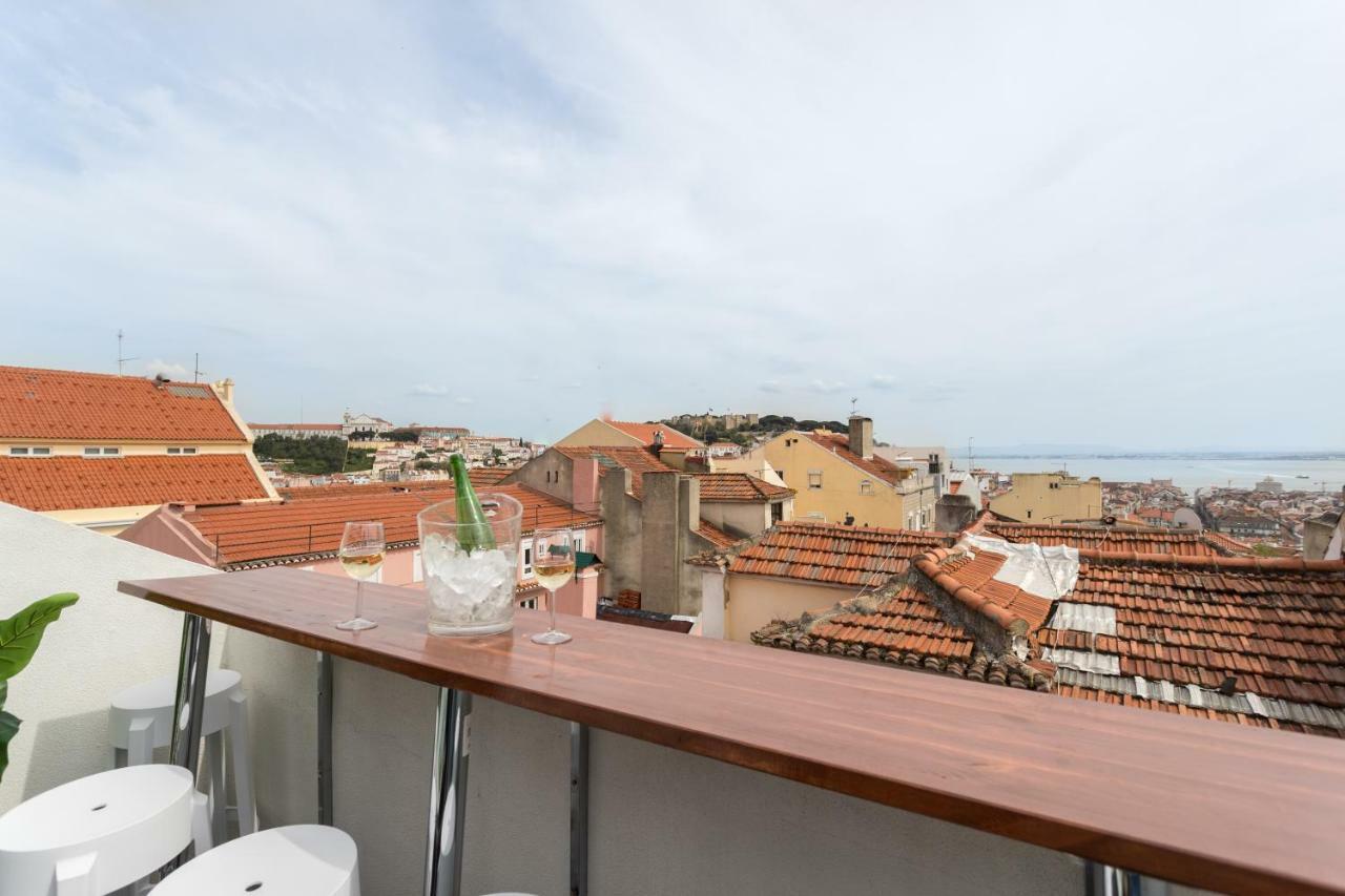 Rossio Penthouse Three-Bedroom Apartment W/ River View And Parking - By Lu Holidays Lisboa Eksteriør billede